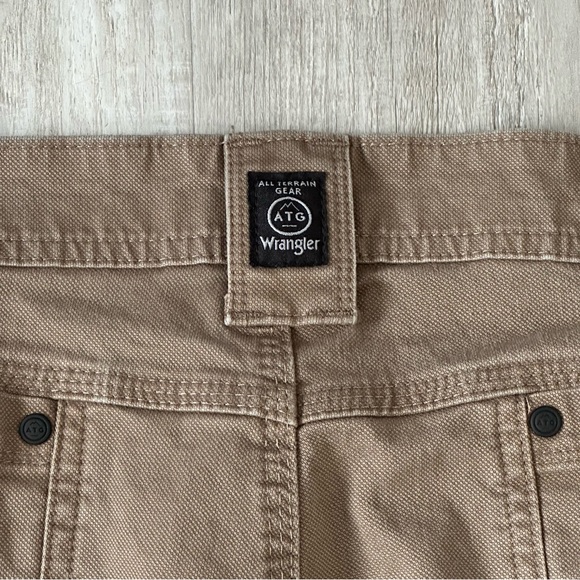 Wrangler All Terrain Gear Heavy Canvas Work Pants - Picture 10 of 16